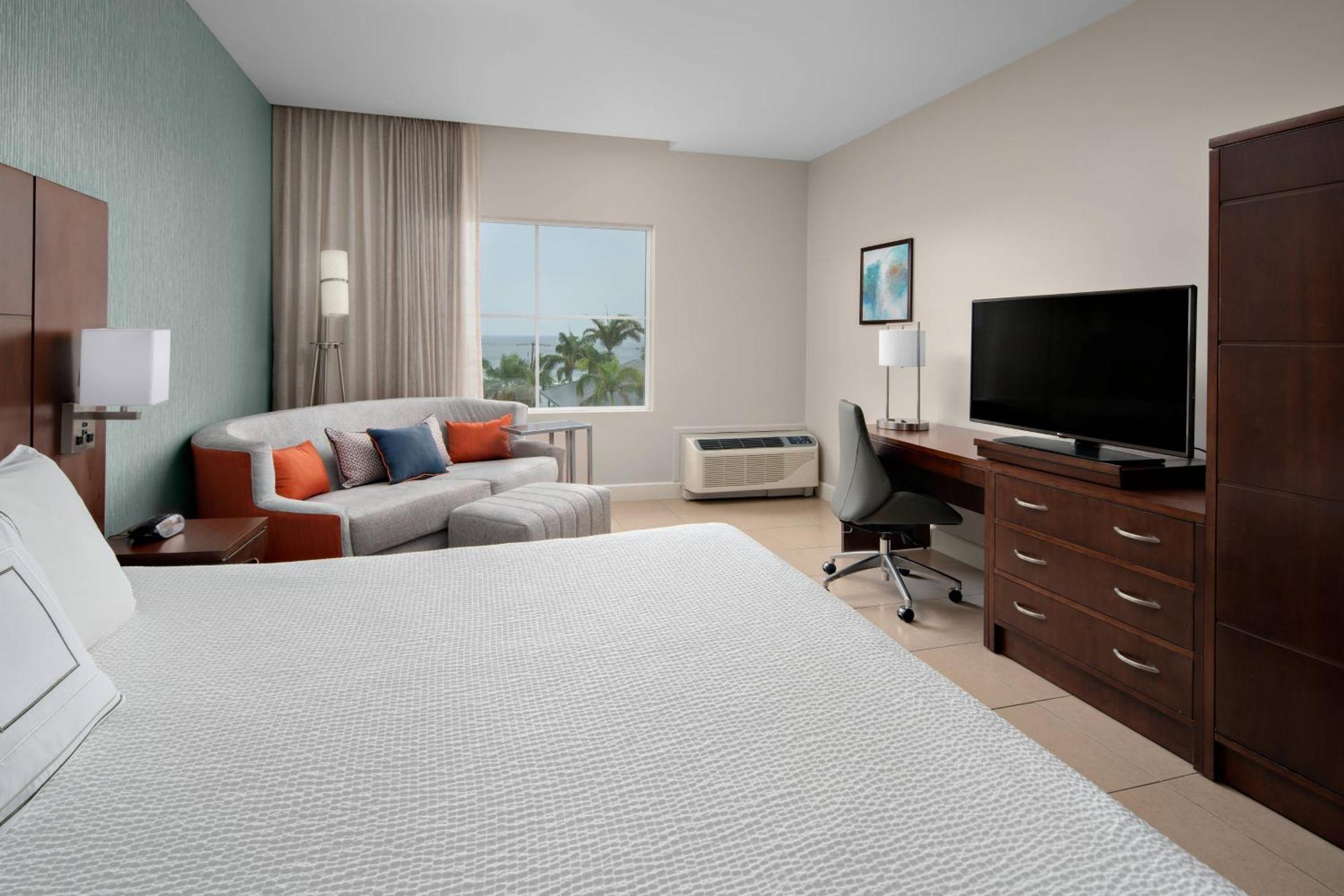 Courtyard By Marriott Bridgetown, Barbados Hotel Kültér fotó